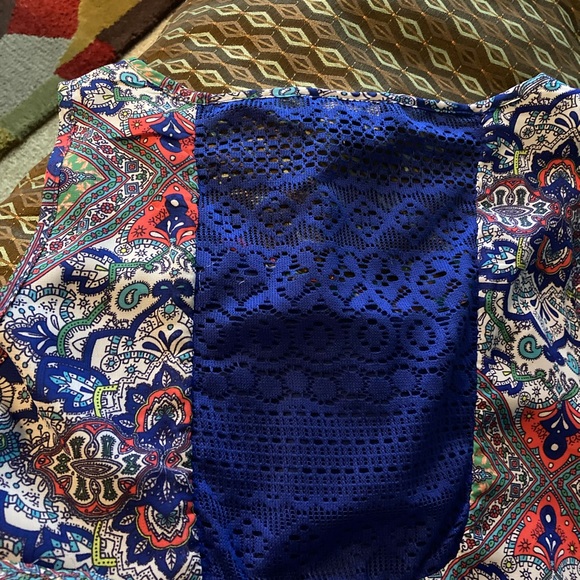 Adorable lined dress lace back insert NWOT - Picture 3 of 4